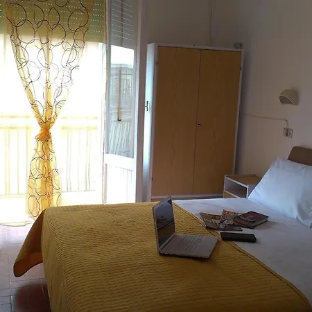 Hotel Rimini 2* Ρίμινι